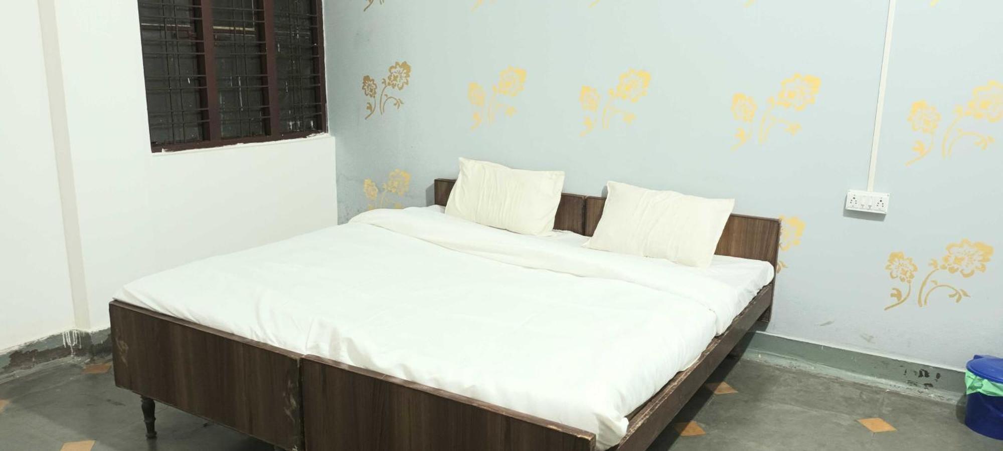 SPOT ON 91567 Hotel Amoli Heights Bhopal Buitenkant foto