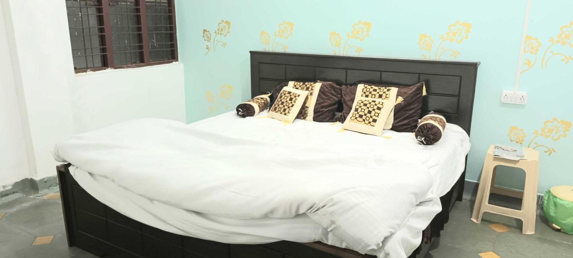 SPOT ON 91567 Hotel Amoli Heights Bhopal Buitenkant foto