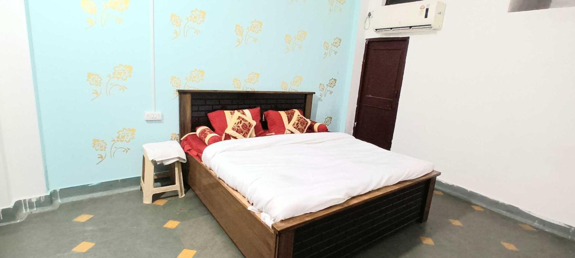 SPOT ON 91567 Hotel Amoli Heights Bhopal Buitenkant foto