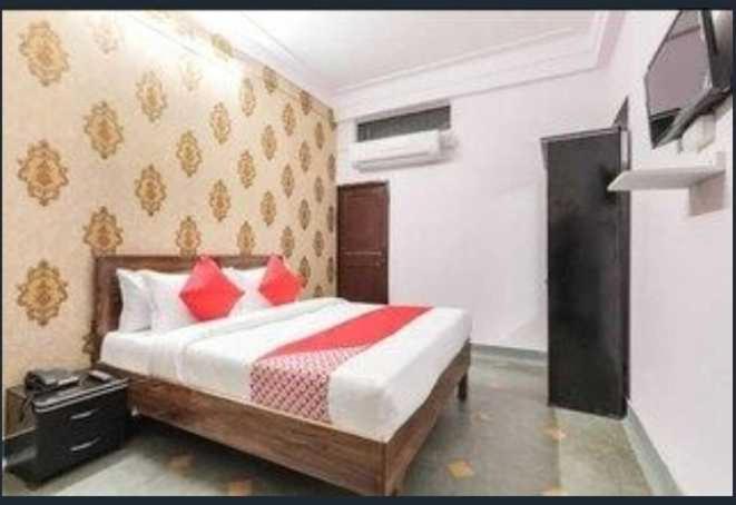 SPOT ON 91567 Hotel Amoli Heights Bhopal Buitenkant foto